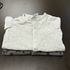Lot of baby boy sleepers, size 6-9m